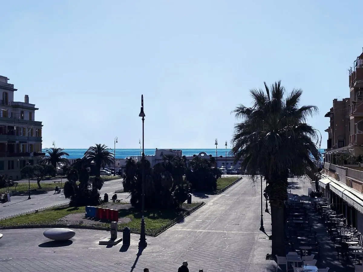 Appartamento Piazza Anco Marzio Lido di Ostia